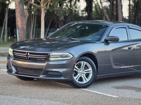 Used 2017 Dodge Charger SE RWD image 23