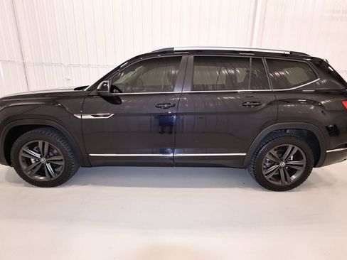 Used 2022 Volkswagen Atlas SEL R-Line AWD/4WD image 6