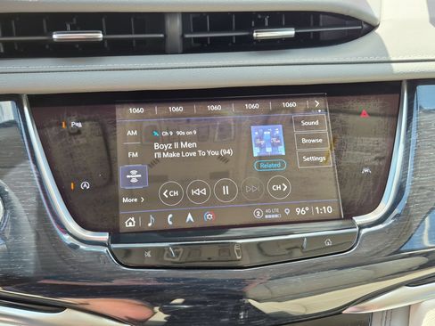 Certified 2024 Cadillac XT6 Premium Luxury AWD/4WD image 12