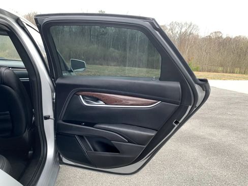 Used 2017 Cadillac XTS Luxury image 29