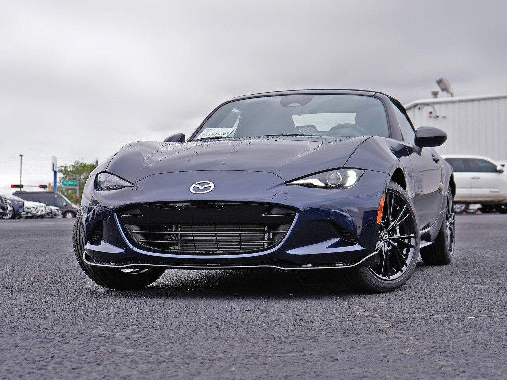 New 2026 MAZDA MX-5 Miata Club RWD image 1