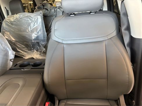 New 2026 Ford Expedition Max Active image 19