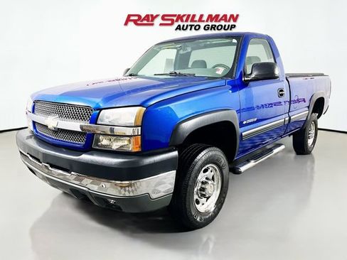 Used 2004 Chevrolet Silverado 2500 LS w/ Snow Plow Prep Package AWD/4WD image 3