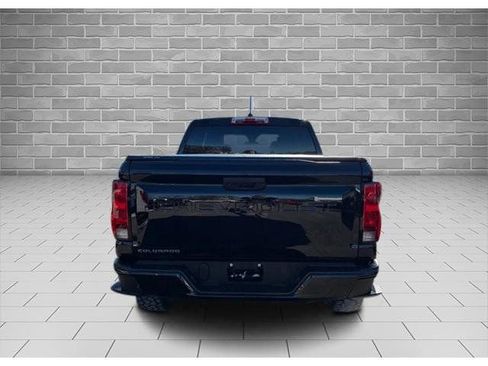Used 2024 Chevrolet Colorado Trail Boss image 6