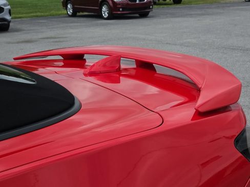 Used 2020 Chevrolet Camaro SS RWD image 12