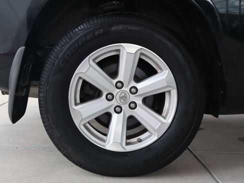 Used 2010 Toyota Highlander SE AWD/4WD image 12