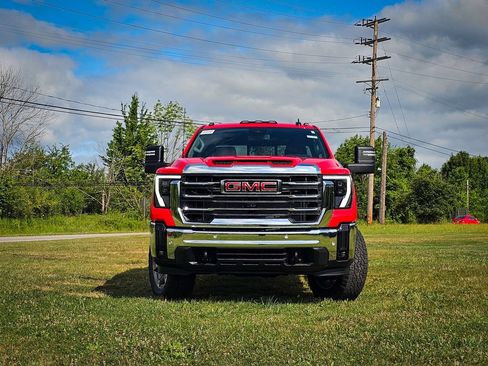New 2026 GMC Sierra 3500 SLE w/ SLE Value Package AWD/4WD image 10