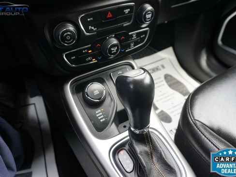 Used 2018 Jeep Compass Latitude w/ Popular Equipment Group AWD/4WD image 34