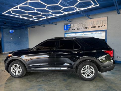 Used 2022 Ford Explorer XLT w/ Equipment Group 202A AWD/4WD image 10