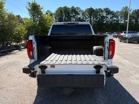 Used 2020 GMC Sierra 1500 SLT w/ SLT Premium Plus Package AWD/4WD image 15