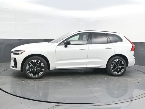 New 2026 Volvo XC60 B5 Plus w/ Protection Package Premier AWD/4WD image 2