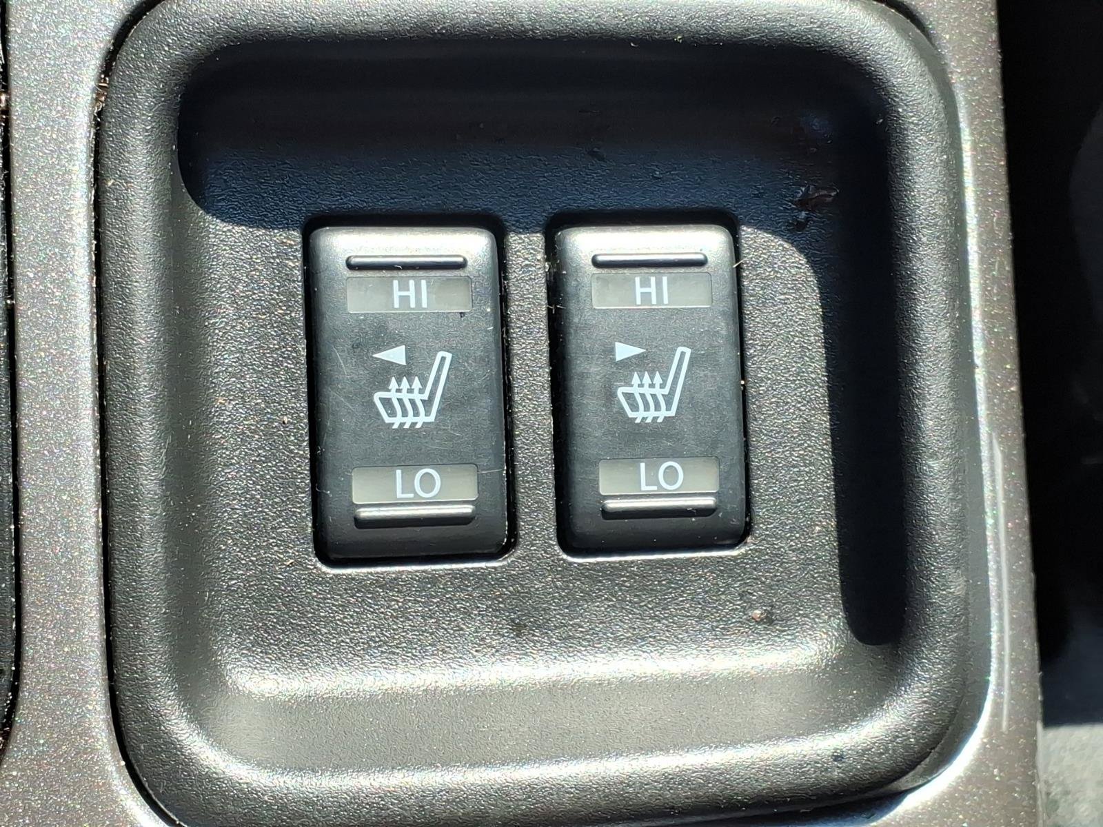 Used 2014 Nissan Juke SL AWD/4WD image 8