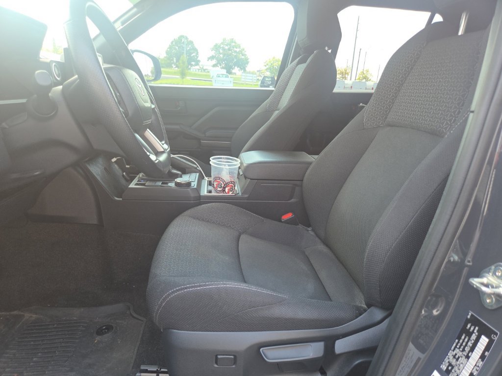 Used 2025 Toyota 4Runner SR5 RWD image 23