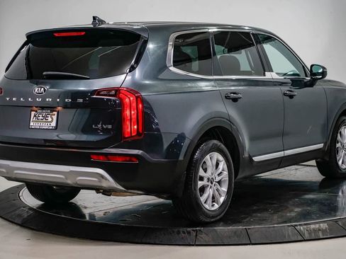 Used 2021 Kia Telluride LX image 4