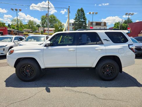 Used 2019 Toyota 4Runner TRD Off-Road Premium AWD/4WD image 5