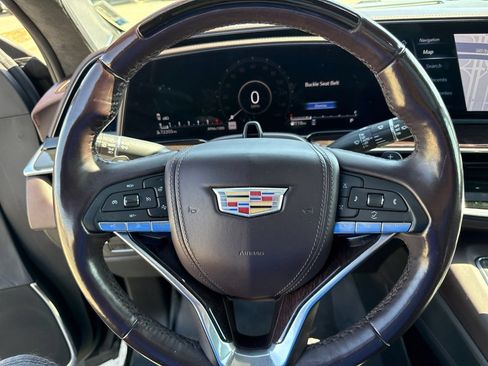 Used 2021 Cadillac Escalade Sport Platinum AWD/4WD image 22