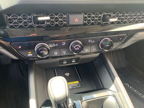 Used 2025 Honda Accord EX-L image 16