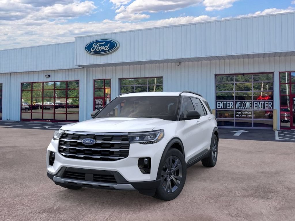 Used 2026 Ford Explorer Active w/ Active Comfort Package AWD/4WD image 2