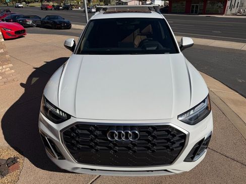 Used 2021 Audi Q5 e Prestige w/ Prestige Package image 19