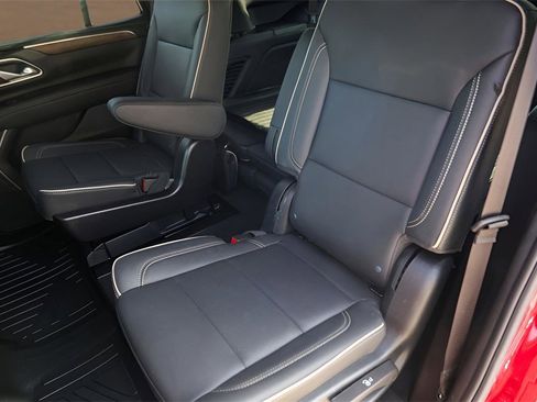 Used 2023 Chevrolet Tahoe Premier image 18