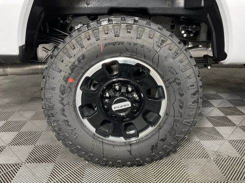 New 2026 Ford F250 Lariat w/ Tremor Off-Road Package AWD/4WD image 10