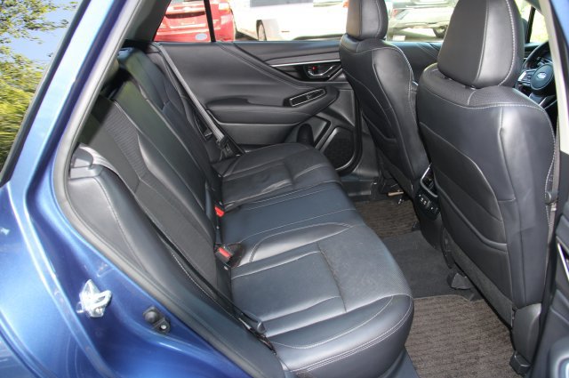 Used 2022 Subaru Outback Limited AWD/4WD image 36