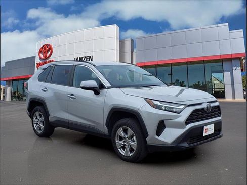 Certified 2025 Toyota RAV4 XLE AWD/4WD image 1