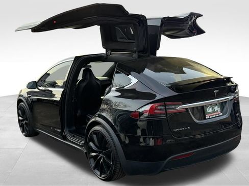 Used 2018 Tesla Model X 100D AWD/4WD image 6