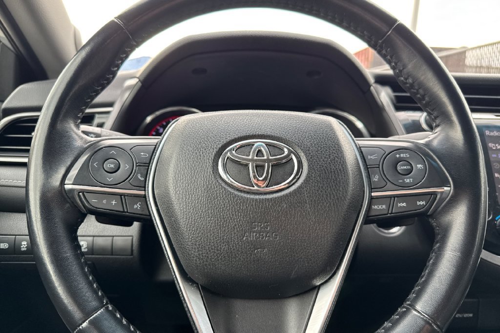 Used 2019 Toyota Camry XSE FWD image 28