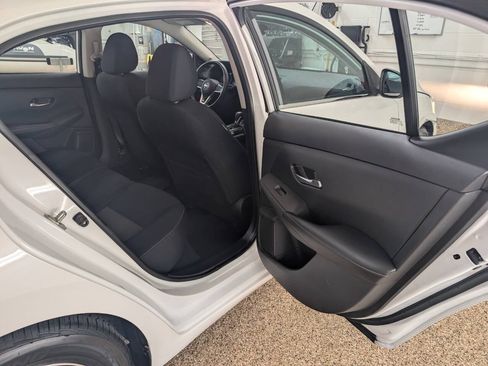 Used 2021 Nissan Sentra SV FWD image 15