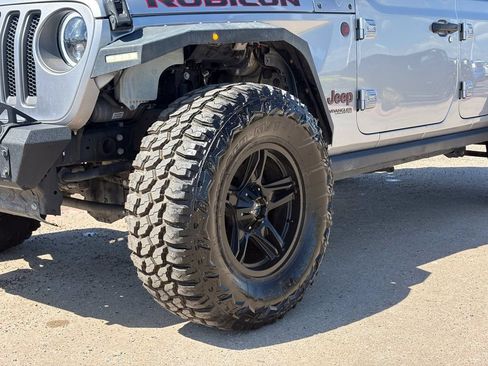 Used 2019 Jeep Wrangler Unlimited Rubicon AWD/4WD image 9