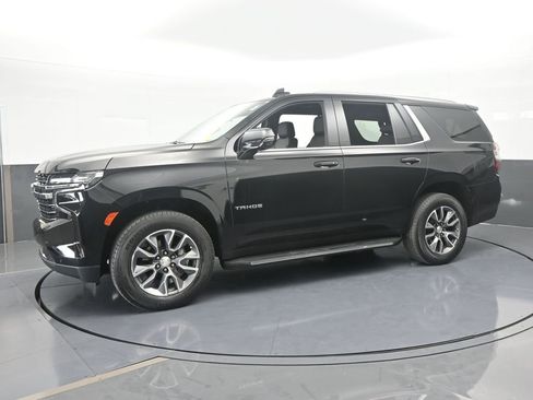 Used 2022 Chevrolet Tahoe LT w/ Luxury Package image 2