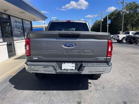 Used 2021 Ford F150 XLT image 5