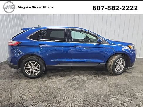 Used 2024 Ford Edge SEL w/ Convenience Package AWD/4WD image 3