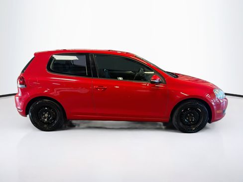 Used 2012 Volkswagen Golf 2-Door FWD image 10