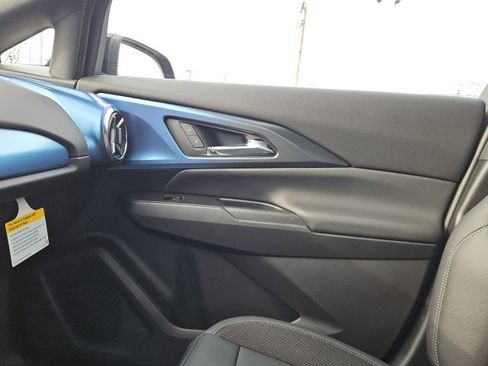 New 2026 Chevrolet Equinox EV LT image 40