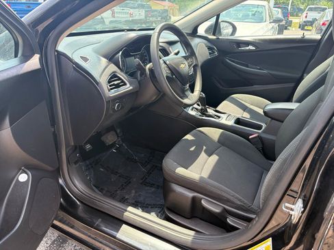 Used 2016 Chevrolet Cruze LT FWD image 18