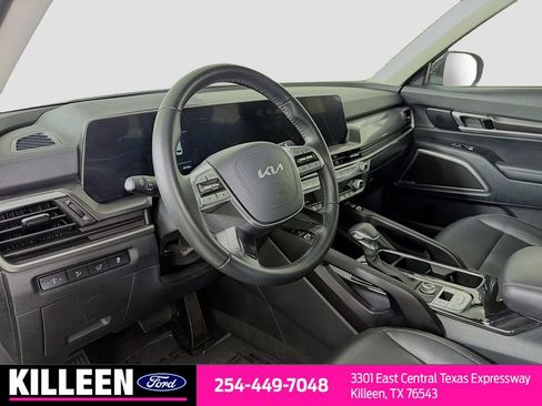 Used 2025 Kia Telluride S AWD/4WD image 11