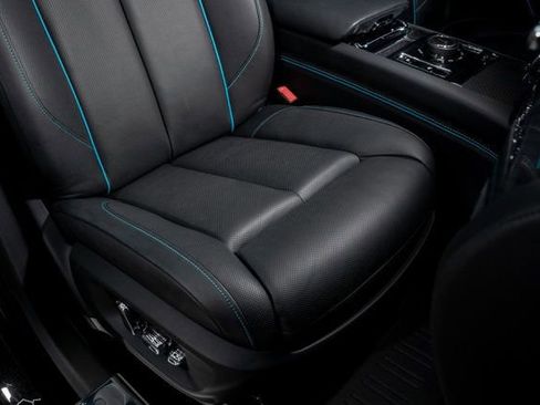 Used 2022 Rolls-Royce Ghost Black Badge image 24