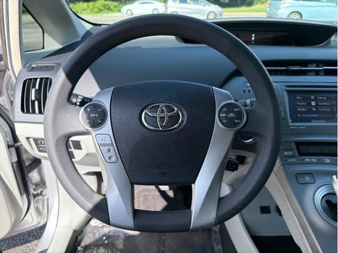 Used 2014 Toyota Prius Three FWD image 14