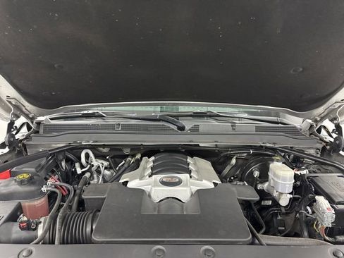 Used 2020 Cadillac Escalade ESV Luxury AWD/4WD image 25