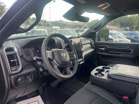 Used 2026 RAM 2500 Big Horn AWD/4WD image 7