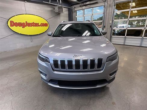 Used 2020 Jeep Cherokee Limited FWD image 8