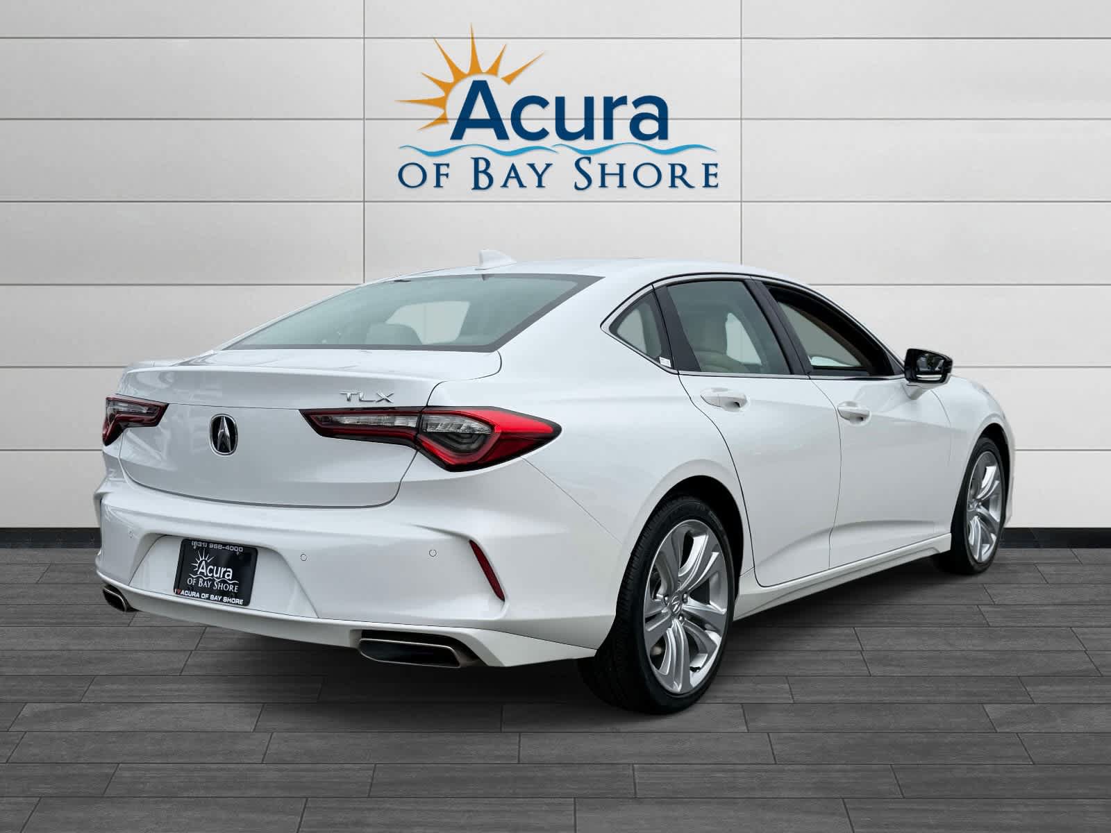 Used 2023 Acura TLX w/ Technology Package FWD image 4