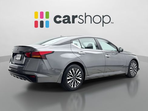 Used 2023 Nissan Altima 2.5 SV FWD image 5