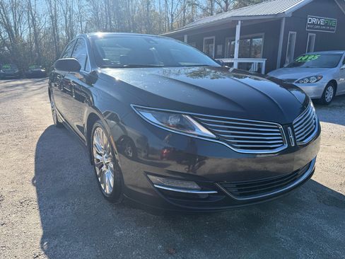 Used 2013 Lincoln MKZ AWD image 6