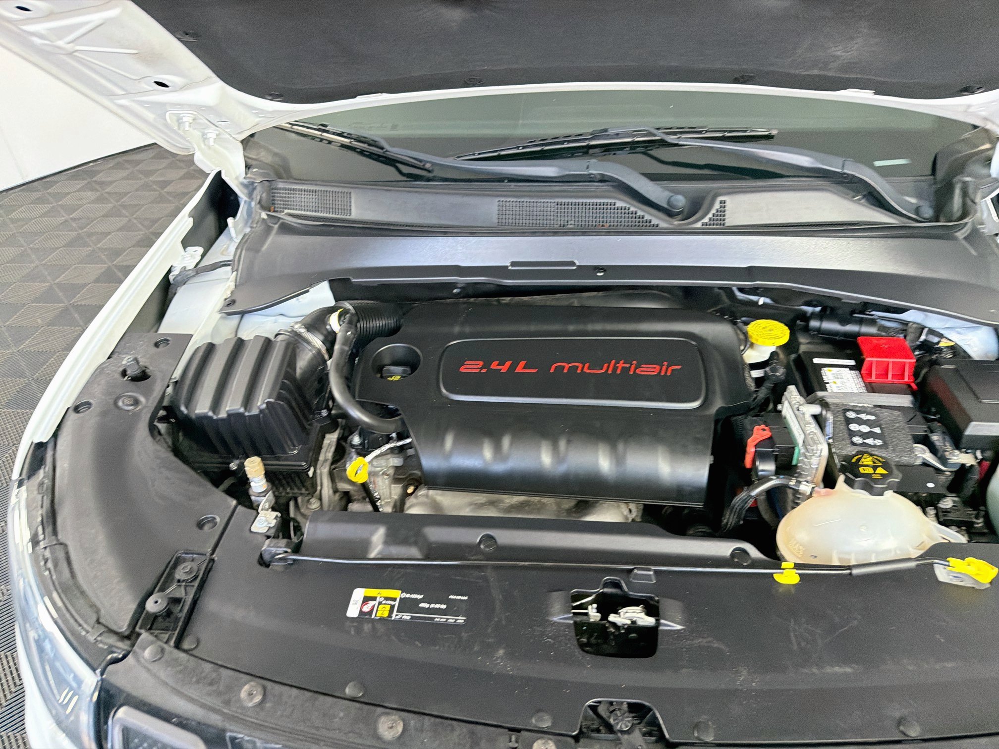 Used 2022 Jeep Compass High Altitude AWD/4WD image 35