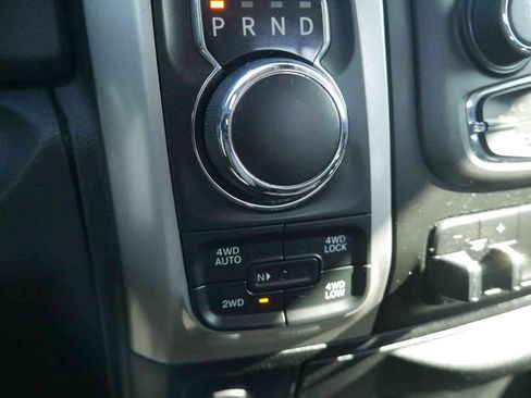Used 2019 RAM 1500 Big Horn AWD/4WD image 32