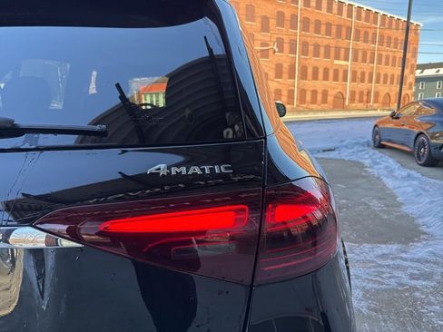 New 2026 Mercedes-Benz GLE 350 4MATIC image 9