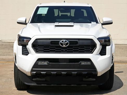Used 2024 Toyota Tacoma TRD Sport w/ TRD Sport Upgrade Package RWD image 45